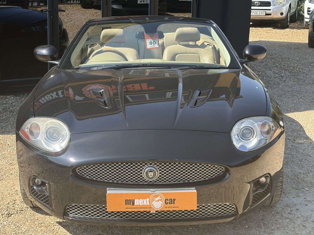 A 2007 JAGUAR XKR 4.2 V8 Convertible 2dr Petrol Auto Euro 4 (420 ps) BEAUTIFUL SPECIFICATION A 2007 JAGUAR XKR 4.2 V8 Convertible 2dr Petrol Auto Euro 4 (420 ps) BEAUTIFUL SPECIFICATION