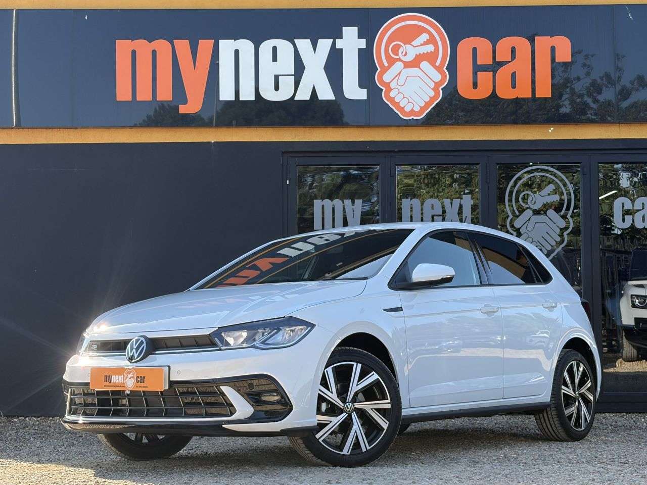 A 2023 VOLKSWAGEN POLO 1.0 TSI R-Line Hatchback 5dr Petrol Manual Euro 6 (s/s) (95 ps) 2 KEYS, FIN A 2023 VOLKSWAGEN POLO 1.0 TSI R-Line Hatchback 5dr Petrol Manual Euro 6 (s/s) (95 ps) 2 KEYS, FIN