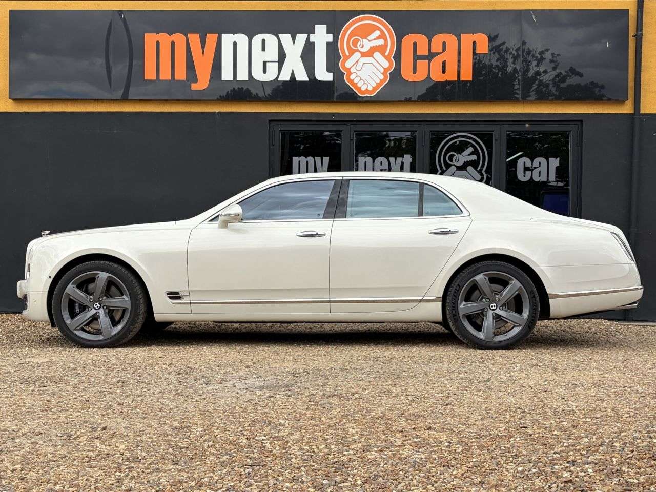 2015 BENTLEY MULSANNE 2015 BENTLEY MULSANNE