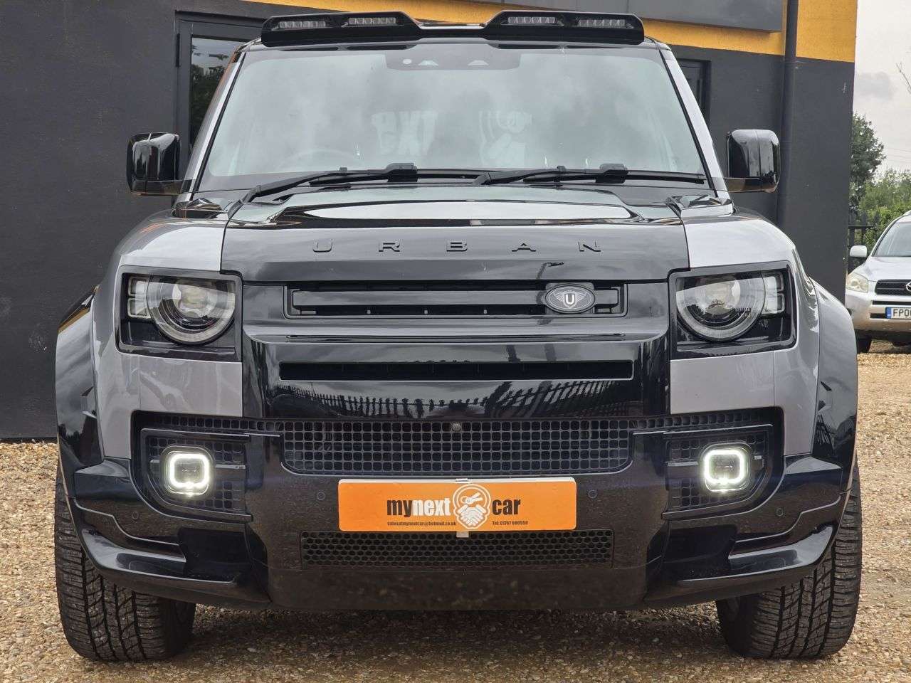 A 2023 LAND ROVER DEFENDER 110 2.0 P400e 15.4kWh X SUV 5dr Petrol Plug-in Hybrid Auto 4WD Euro 6 (s/s) (40 A 2023 LAND ROVER DEFENDER 110 2.0 P400e 15.4kWh X SUV 5dr Petrol Plug-in Hybrid Auto 4WD Euro 6 (s/s) (40