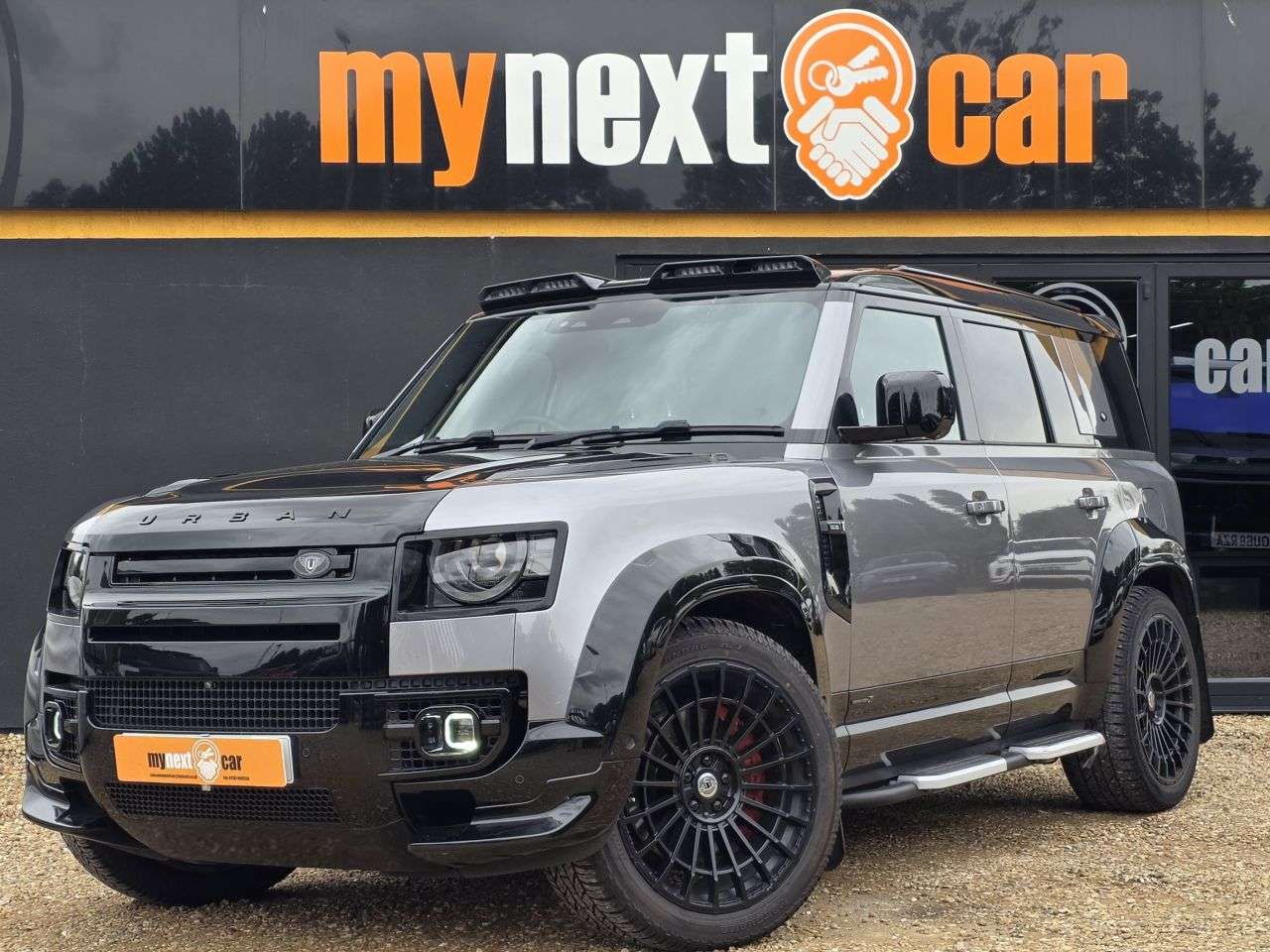 A 2023 LAND ROVER DEFENDER 110 2.0 P400e 15.4kWh X SUV 5dr Petrol Plug-in Hybrid Auto 4WD Euro 6 (s/s) (40 A 2023 LAND ROVER DEFENDER 110 2.0 P400e 15.4kWh X SUV 5dr Petrol Plug-in Hybrid Auto 4WD Euro 6 (s/s) (40