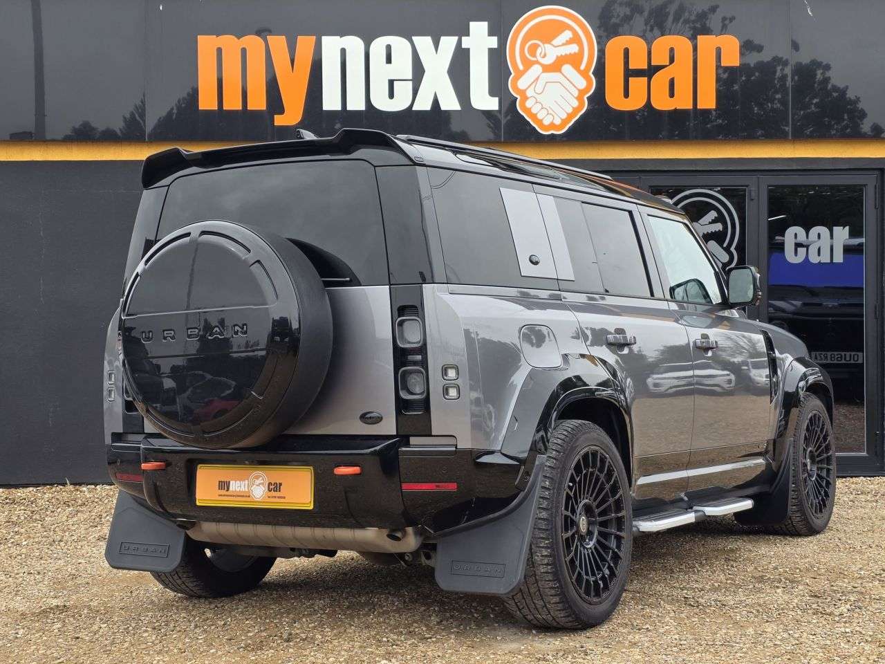 2023 LAND ROVER DEFENDER 110 2023 LAND ROVER DEFENDER 110
