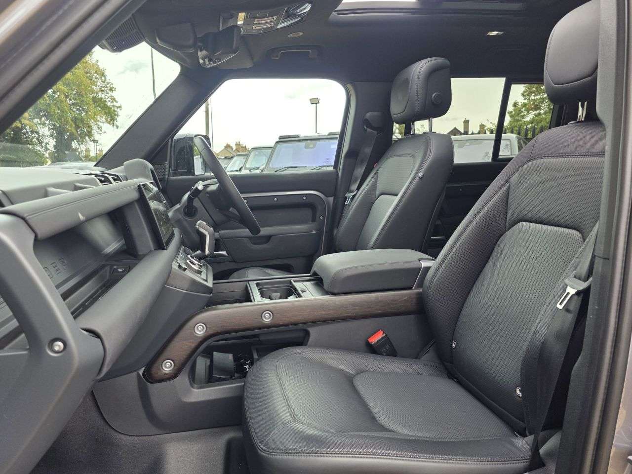 2023 LAND ROVER DEFENDER 110 2023 LAND ROVER DEFENDER 110