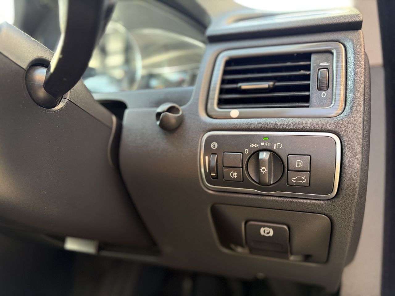 2015 VOLVO XC70 2015 VOLVO XC70