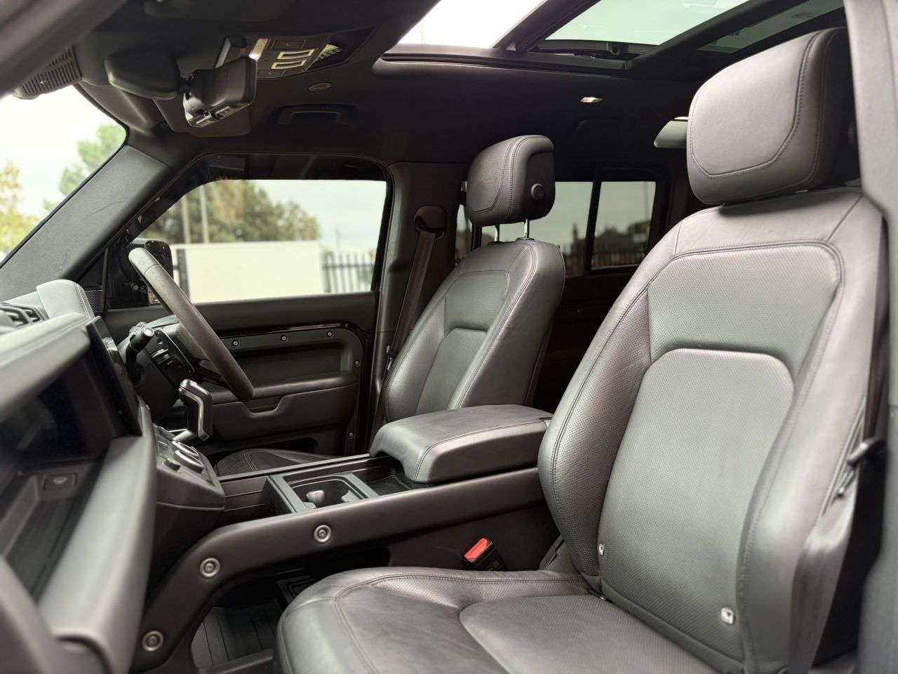 2022 LAND ROVER DEFENDER 110 2022 LAND ROVER DEFENDER 110