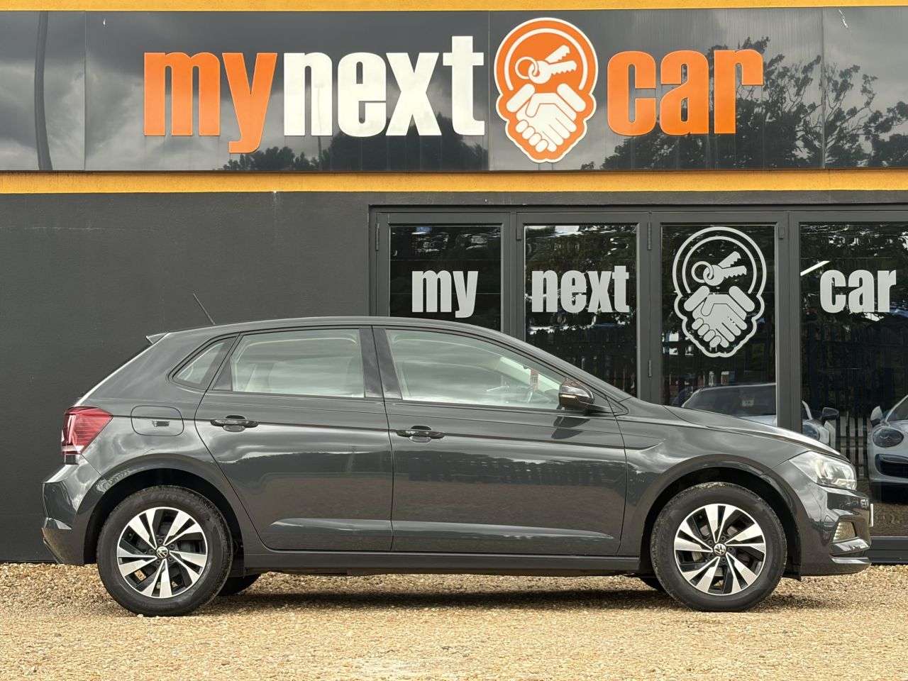 2019 VOLKSWAGEN POLO 2019 VOLKSWAGEN POLO