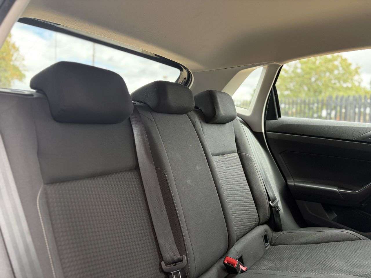 2019 VOLKSWAGEN POLO 2019 VOLKSWAGEN POLO