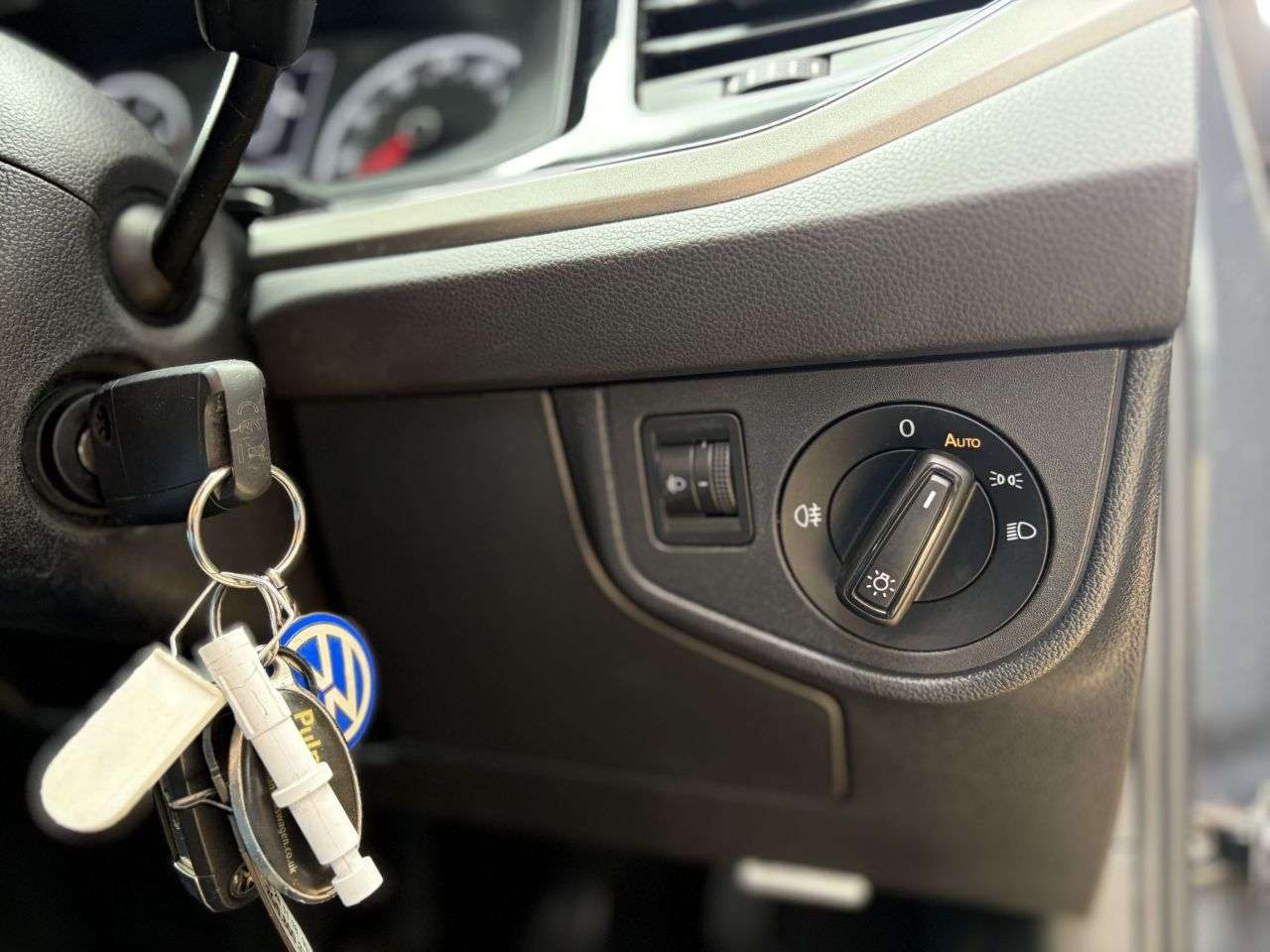 2019 VOLKSWAGEN POLO 2019 VOLKSWAGEN POLO