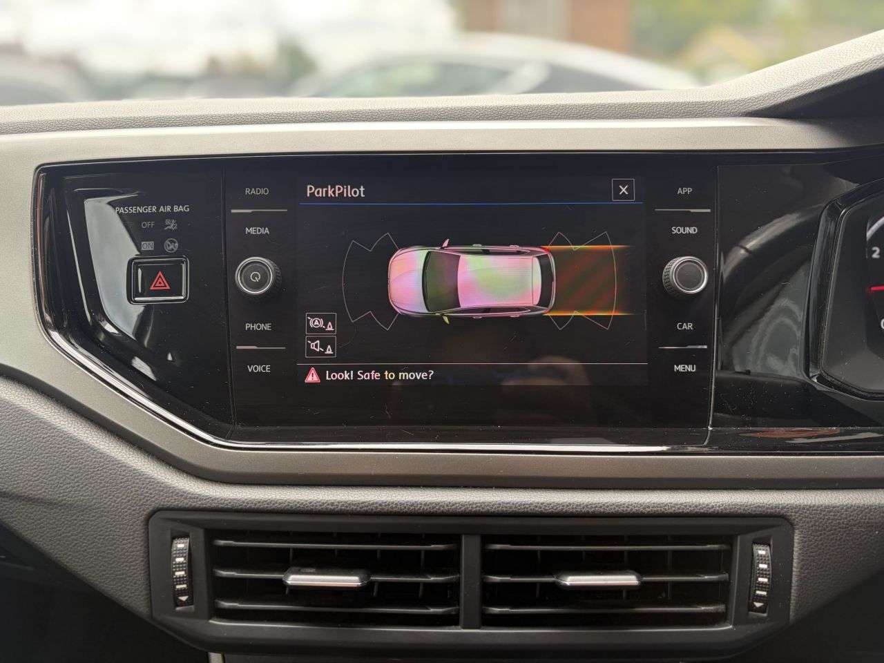 2019 VOLKSWAGEN POLO 2019 VOLKSWAGEN POLO
