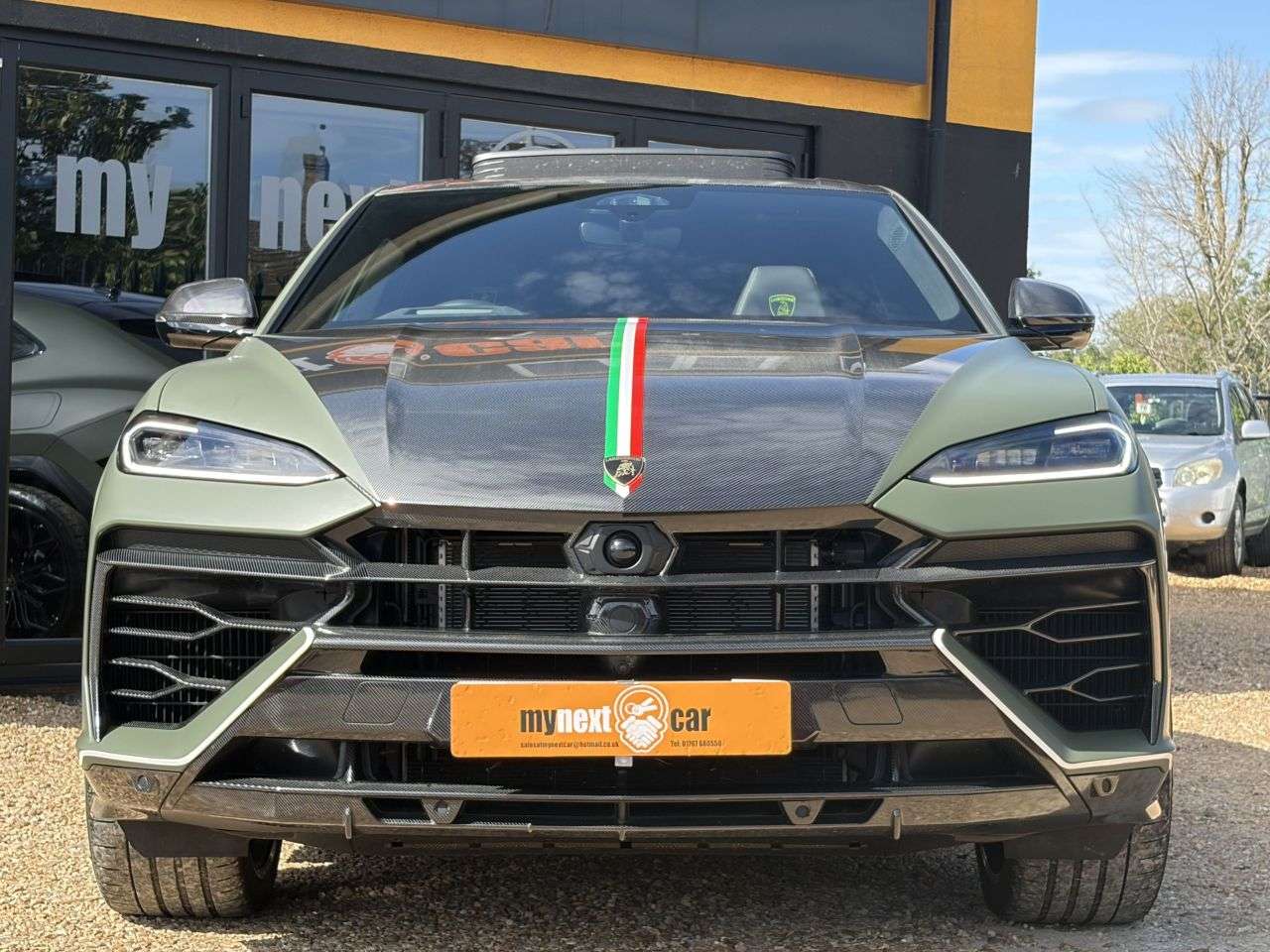 A 2026 LAMBORGHINI URUS 4.0 V8 BiTurbo 25.9kWh SE SUV 5dr Petrol Plug-in Hybrid Auto 4WD Euro 6 (80 A 2026 LAMBORGHINI URUS 4.0 V8 BiTurbo 25.9kWh SE SUV 5dr Petrol Plug-in Hybrid Auto 4WD Euro 6 (80