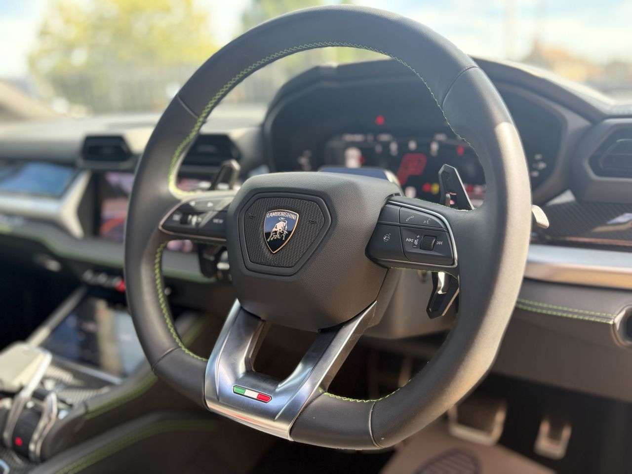 2026 LAMBORGHINI URUS 2026 LAMBORGHINI URUS