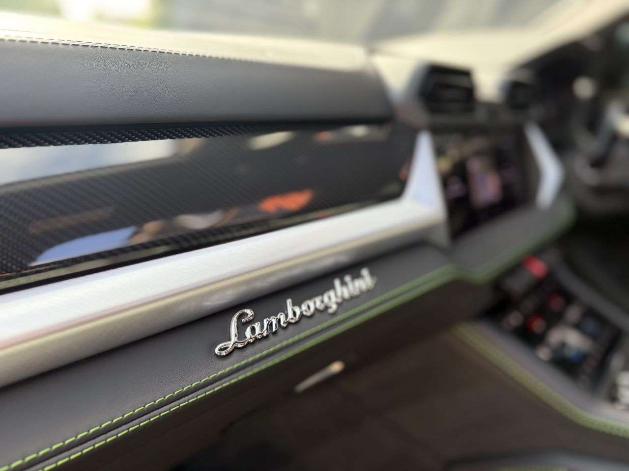 2026 LAMBORGHINI URUS 2026 LAMBORGHINI URUS