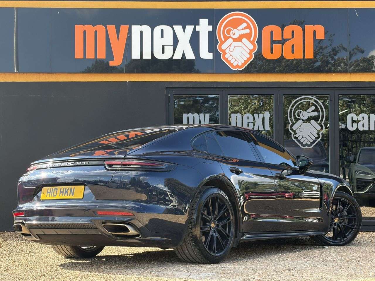 2019 PORSCHE PANAMERA 2019 PORSCHE PANAMERA