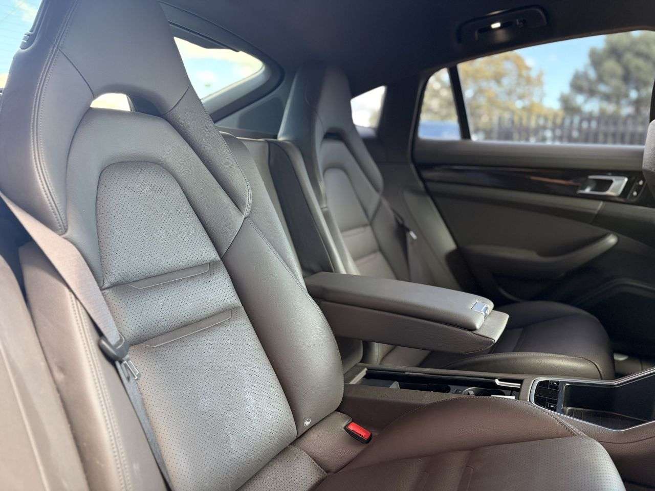 2019 PORSCHE PANAMERA 2019 PORSCHE PANAMERA