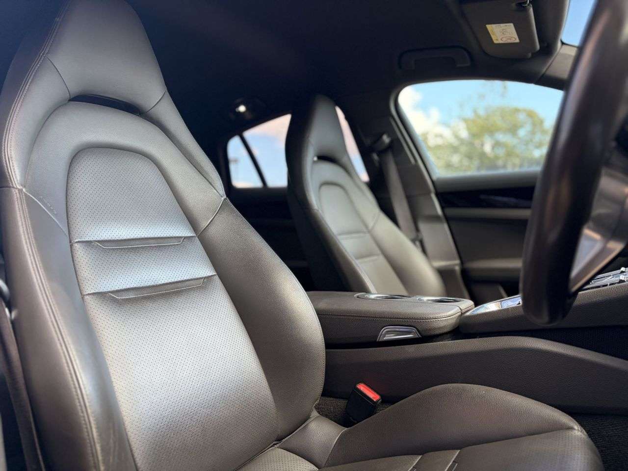 2019 PORSCHE PANAMERA 2019 PORSCHE PANAMERA