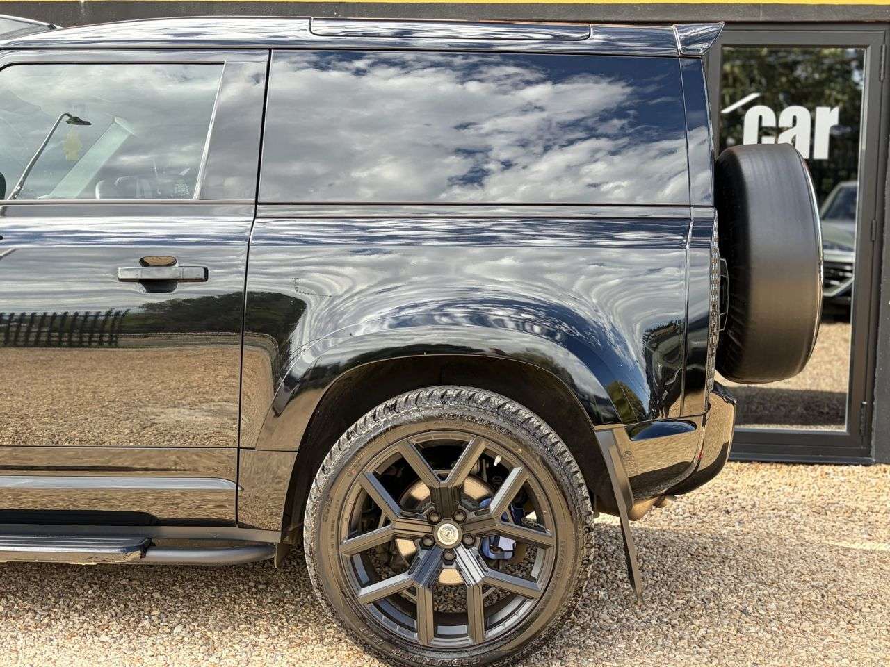 2023 LAND ROVER DEFENDER 2023 LAND ROVER DEFENDER