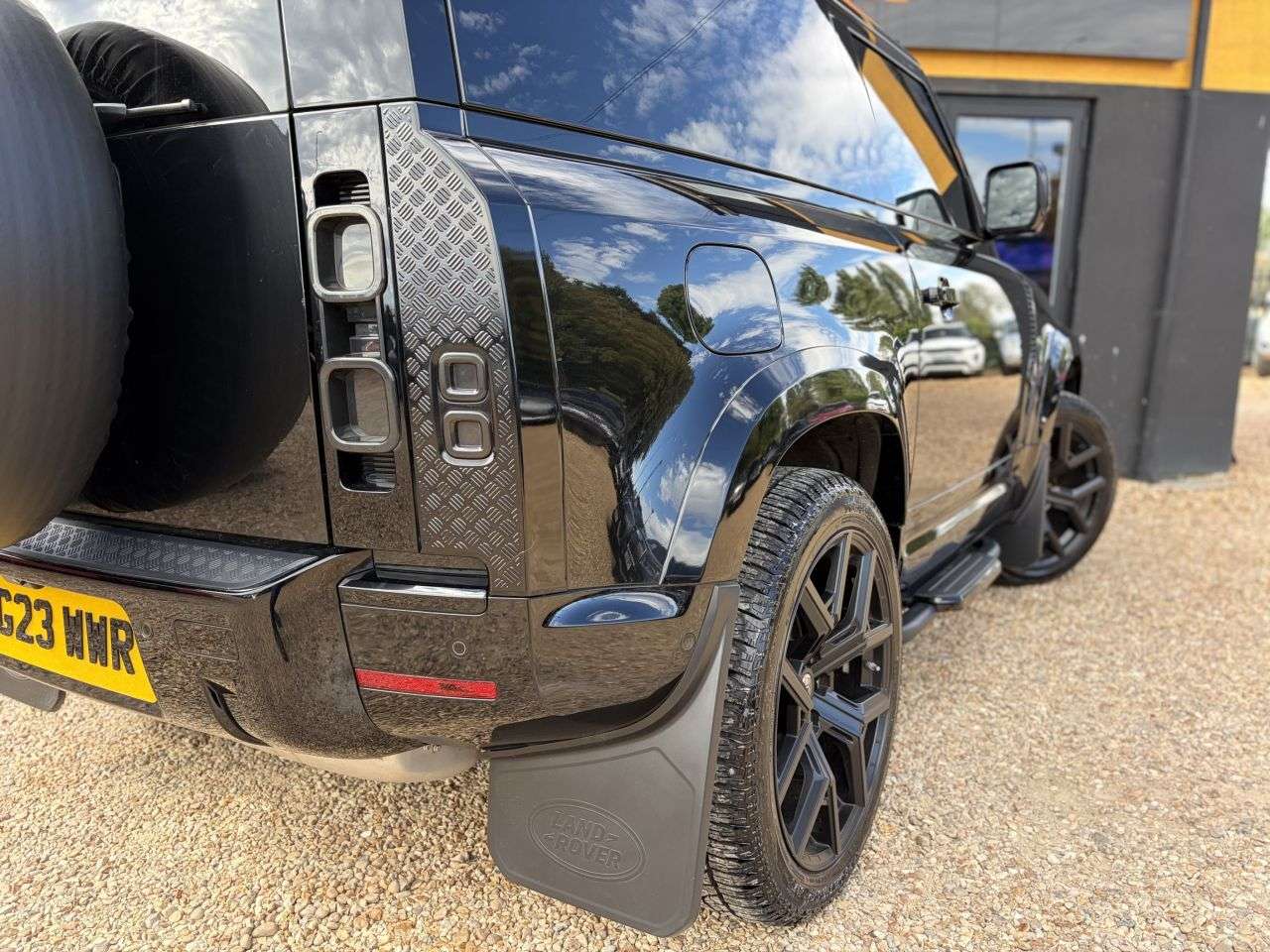 2023 LAND ROVER DEFENDER 2023 LAND ROVER DEFENDER