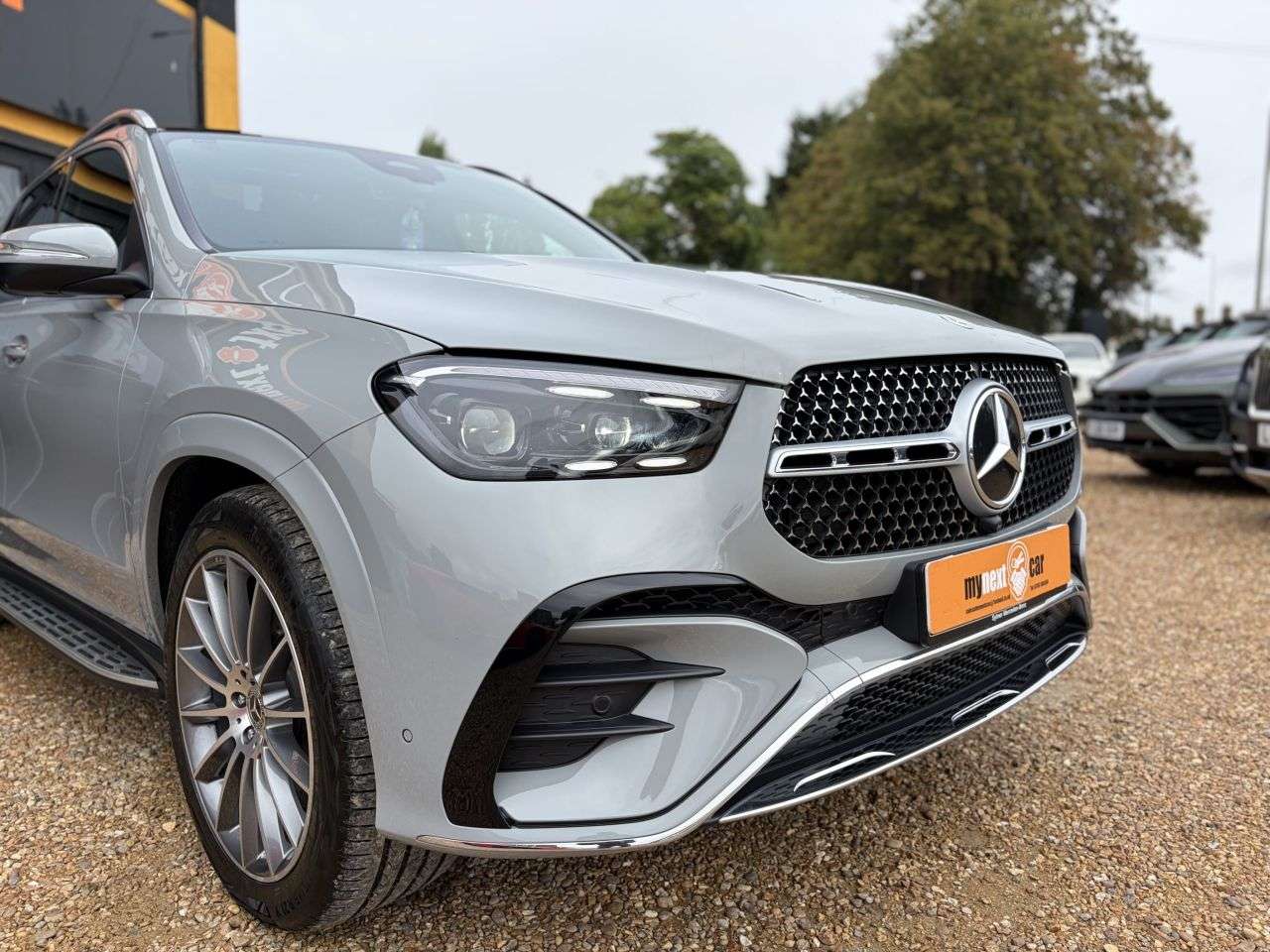 A 2025 MERCEDES-BENZ GLE 3.0 GLE450dh MHEV AMG Line (Premium) SUV 5dr Diesel Hybrid G-Tronic 4MATIC A 2025 MERCEDES-BENZ GLE 3.0 GLE450dh MHEV AMG Line (Premium) SUV 5dr Diesel Hybrid G-Tronic 4MATIC