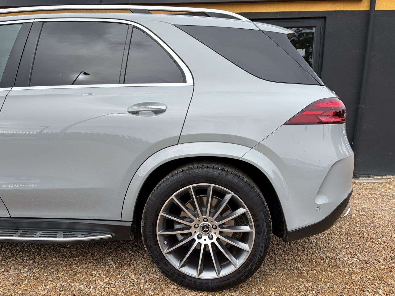 2025 MERCEDES-BENZ GLE 2025 MERCEDES-BENZ GLE