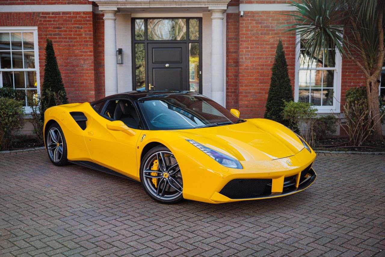 A 2018 FERRARI 488 3.9T V8 GTB Coupe 2dr Petrol F1 DCT Euro 6 (s/s) (670 ps) FINISHED IN GIALL A 2018 FERRARI 488 3.9T V8 GTB Coupe 2dr Petrol F1 DCT Euro 6 (s/s) (670 ps) FINISHED IN GIALL