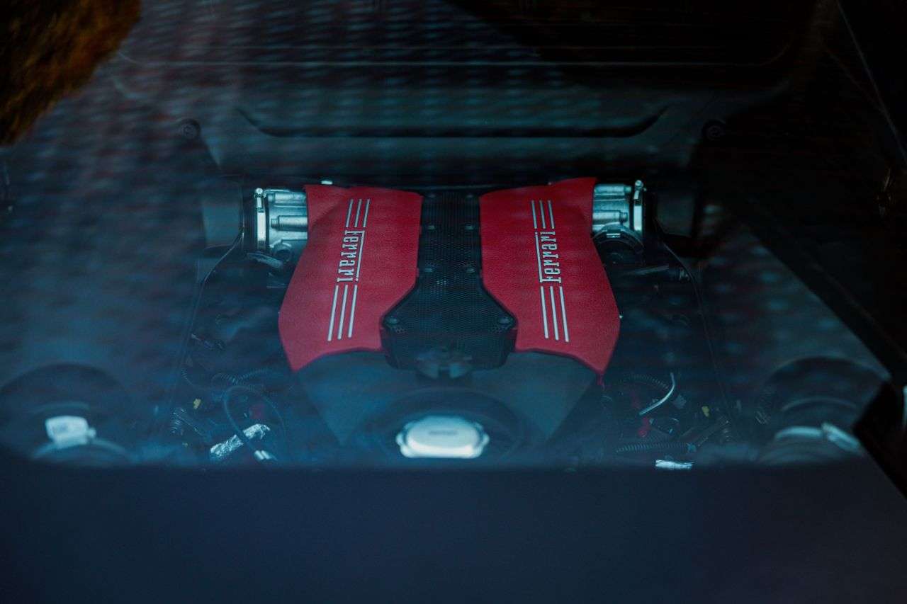 2018 FERRARI 488 2018 FERRARI 488