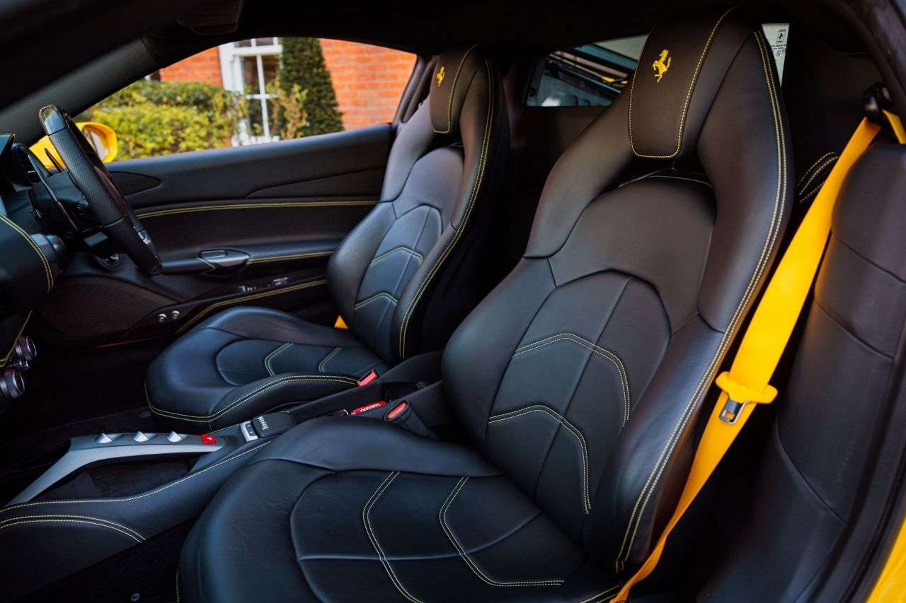2018 FERRARI 488 2018 FERRARI 488