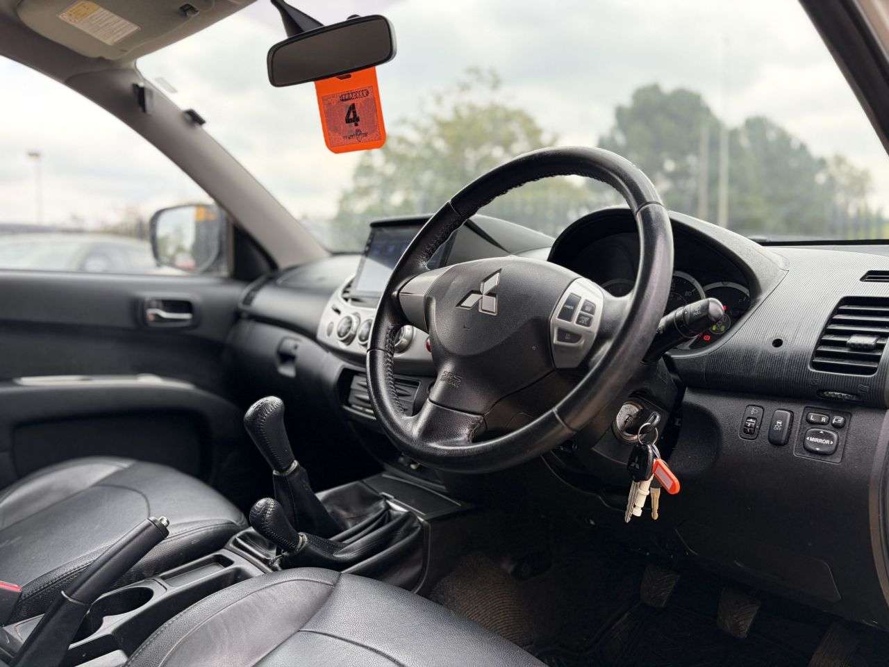 2015 MITSUBISHI L200 2015 MITSUBISHI L200