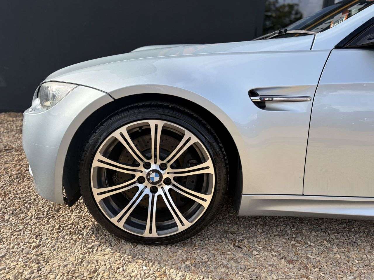 2009 BMW M3 2009 BMW M3