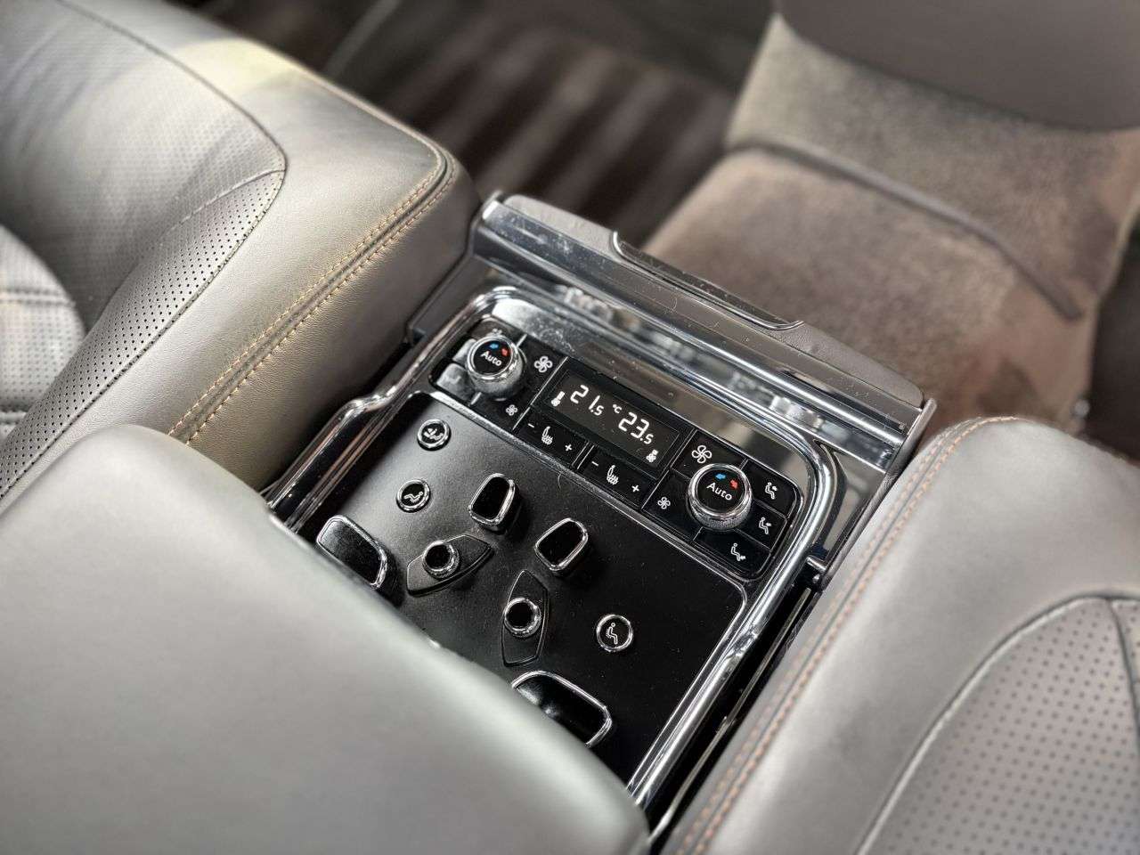 2015 BENTLEY MULSANNE 2015 BENTLEY MULSANNE