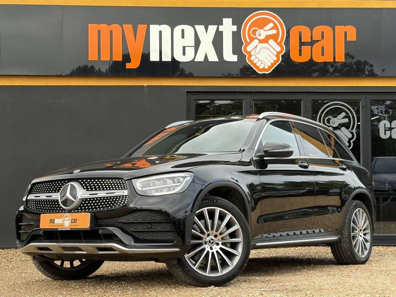 A 2022 MERCEDES-BENZ GLC 2.0 GLC300d AMG Line (Premium) SUV 5dr Diesel G-Tronic+ 4MATIC Euro 6 (s/s) A 2022 MERCEDES-BENZ GLC 2.0 GLC300d AMG Line (Premium) SUV 5dr Diesel G-Tronic+ 4MATIC Euro 6 (s/s)