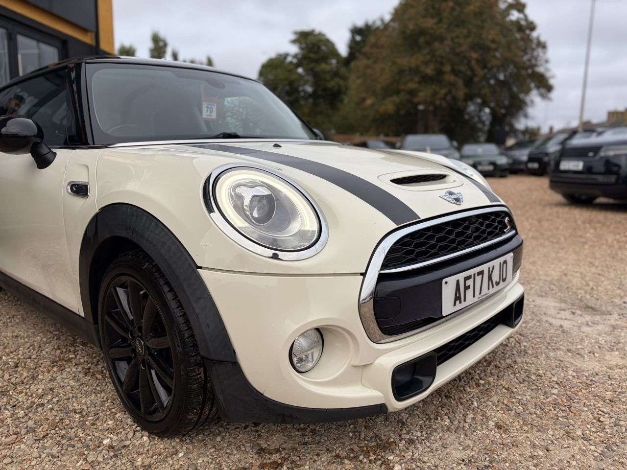 A 2017 MINI HATCH 2.0 Cooper S Hatchback 3dr Petrol Manual Euro 6 (s/s) (192 ps) CHILI PACK M A 2017 MINI HATCH 2.0 Cooper S Hatchback 3dr Petrol Manual Euro 6 (s/s) (192 ps) CHILI PACK M