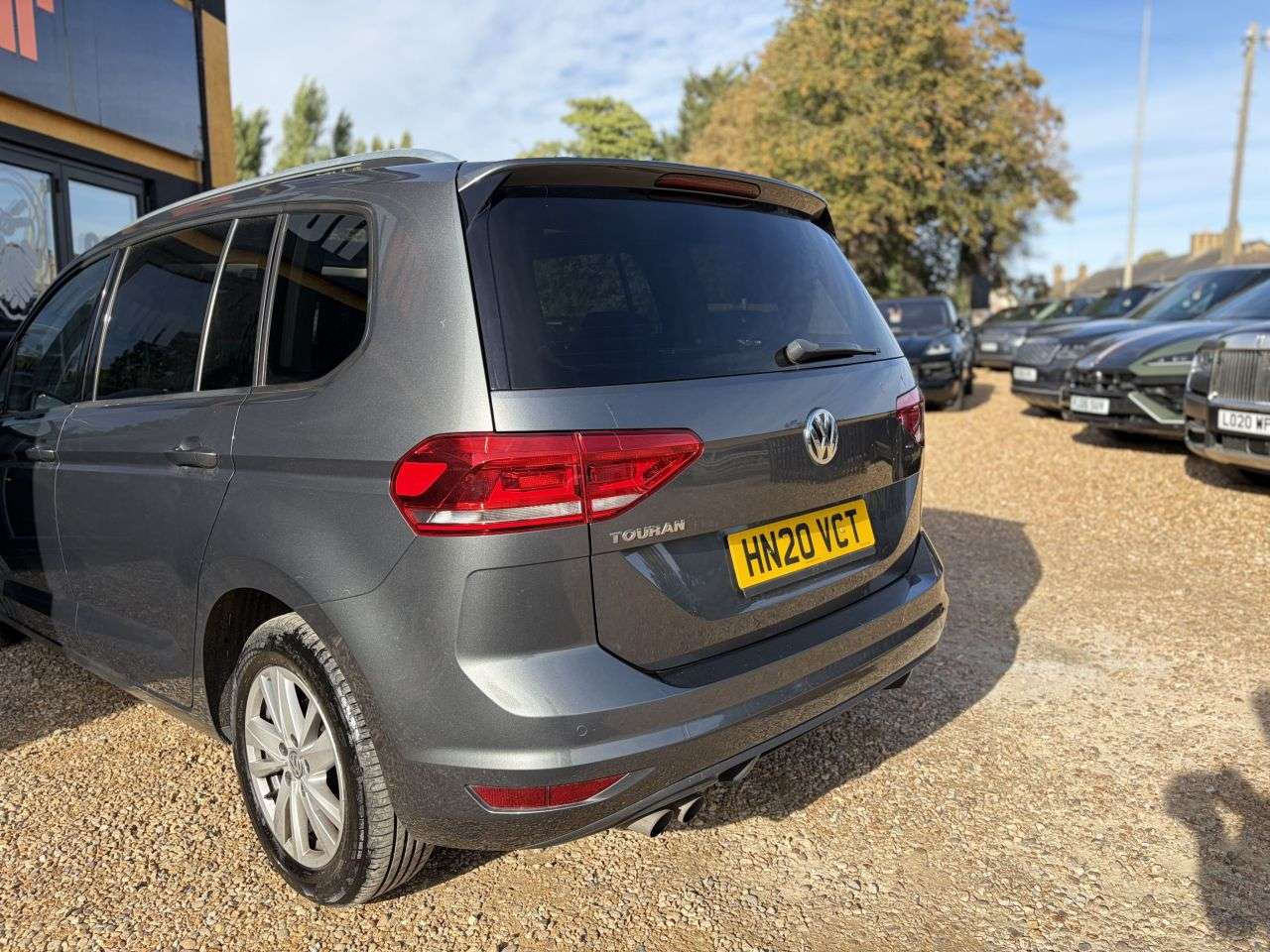 2020 VOLKSWAGEN TOURAN 2020 VOLKSWAGEN TOURAN