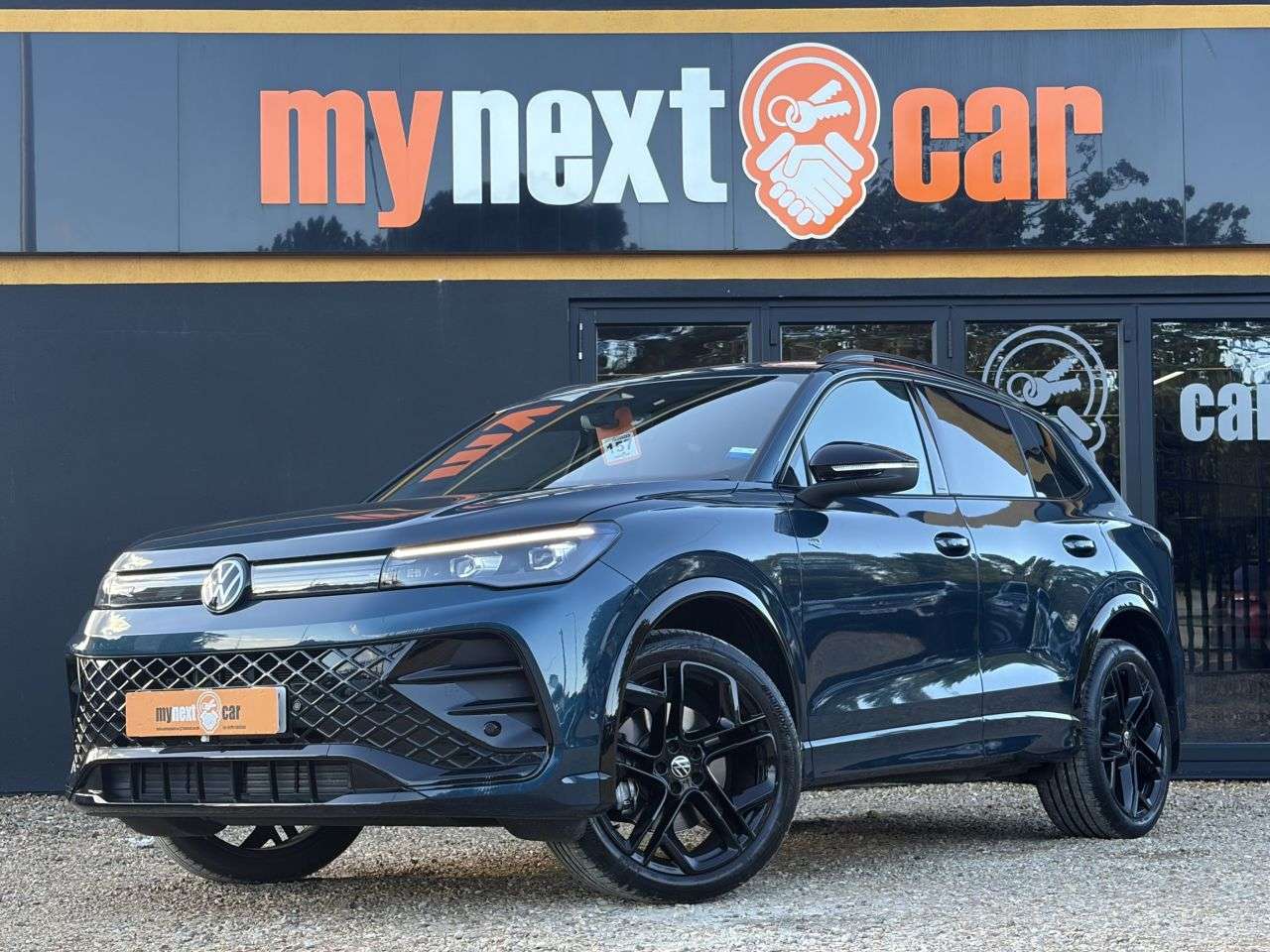 A 2025 VOLKSWAGEN TIGUAN 2.0 TDI R-Line SUV 5dr Diesel DSG Euro 6 (s/s) (150 ps) CAMERA, APPLE CAR P A 2025 VOLKSWAGEN TIGUAN 2.0 TDI R-Line SUV 5dr Diesel DSG Euro 6 (s/s) (150 ps) CAMERA, APPLE CAR P