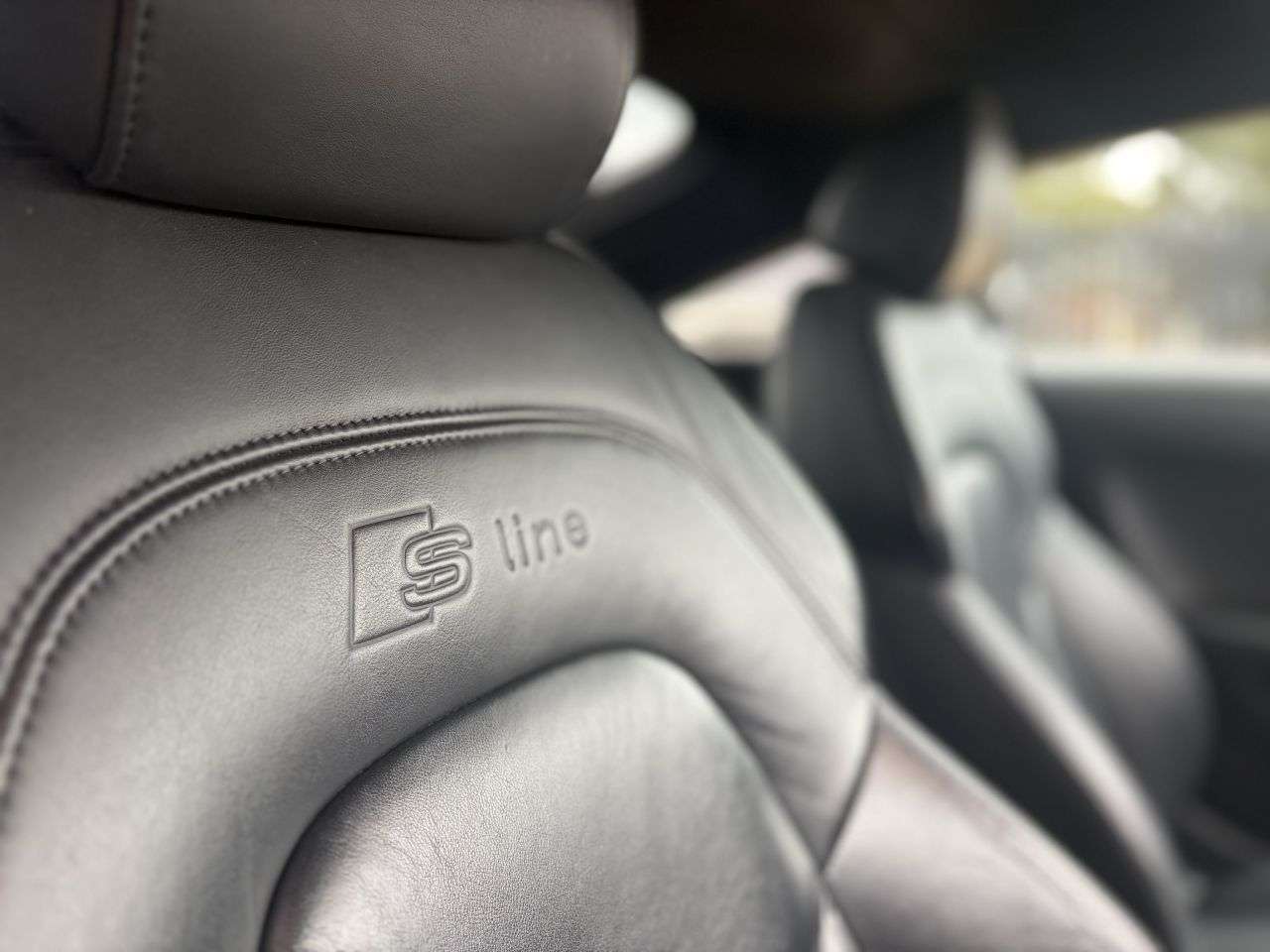 2011 AUDI TT 2011 AUDI TT