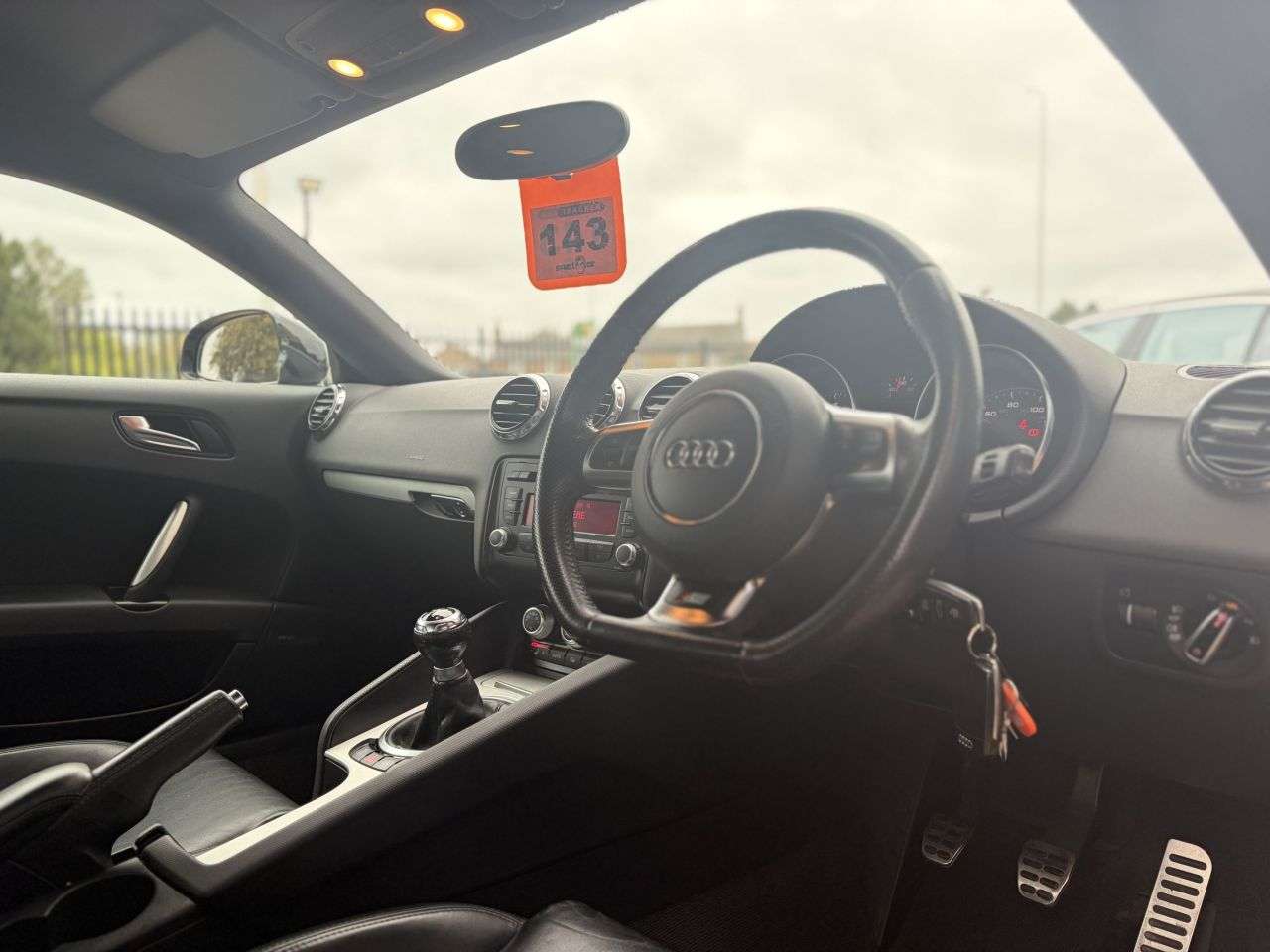 2011 AUDI TT 2011 AUDI TT