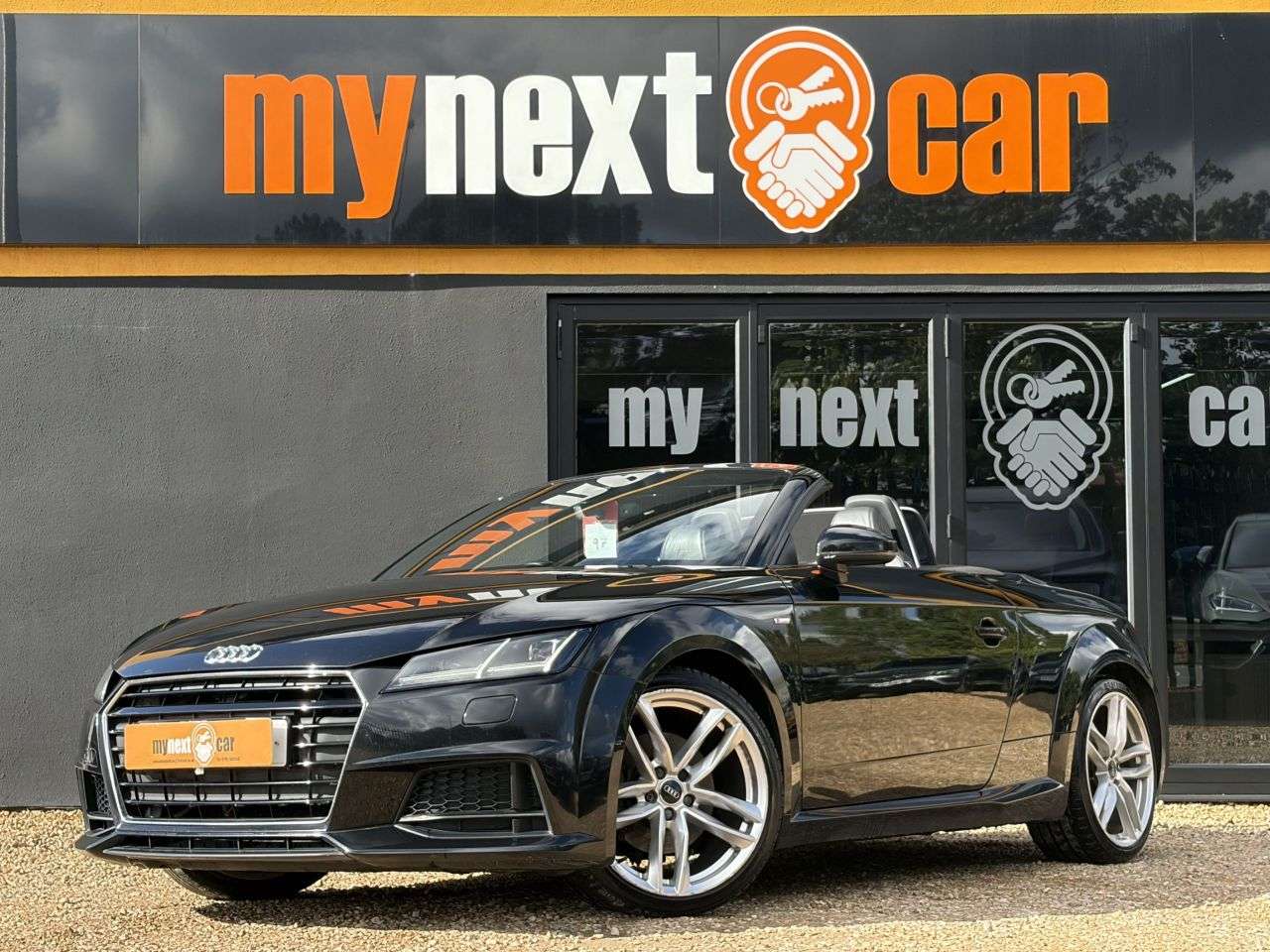 A 2015 AUDI TT 2.0 TFSI S line Roadster 2dr Petrol Manual Euro 6 (s/s) (230 ps) BLUETOOTH A 2015 AUDI TT 2.0 TFSI S line Roadster 2dr Petrol Manual Euro 6 (s/s) (230 ps) BLUETOOTH