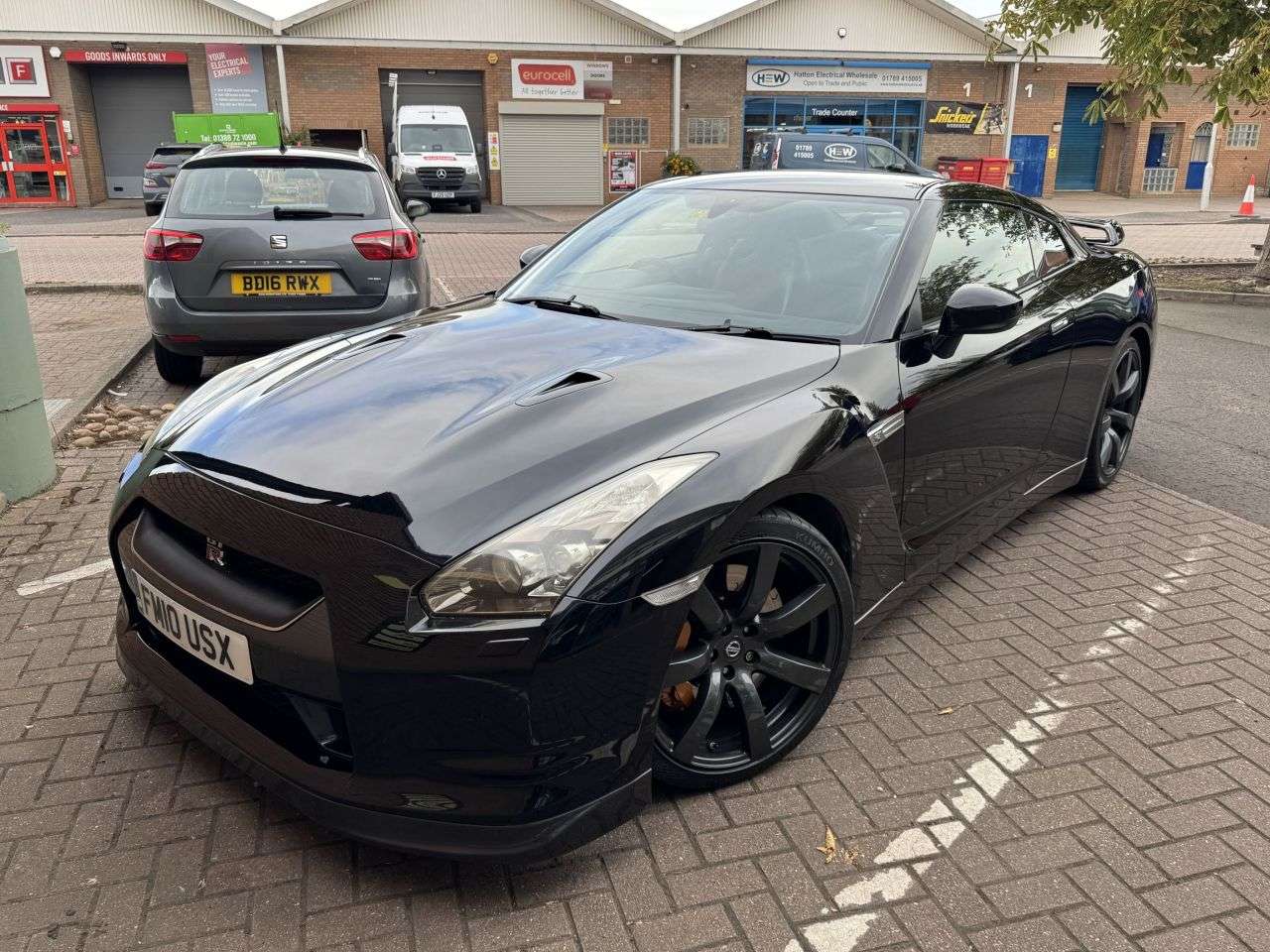 A 2010 NISSAN GT-R 3.8 V6 Black Edition Coupe 2dr Petrol Auto 4WD Euro 4 (485 ps) * DELIVERY A A 2010 NISSAN GT-R 3.8 V6 Black Edition Coupe 2dr Petrol Auto 4WD Euro 4 (485 ps) * DELIVERY A