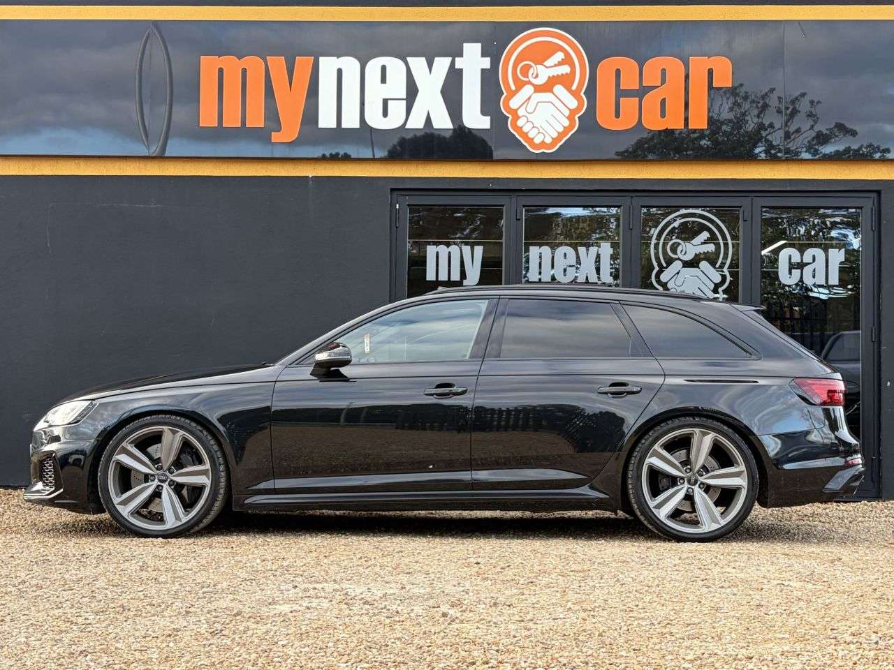 2019 AUDI RS4 AVANT 2019 AUDI RS4 AVANT