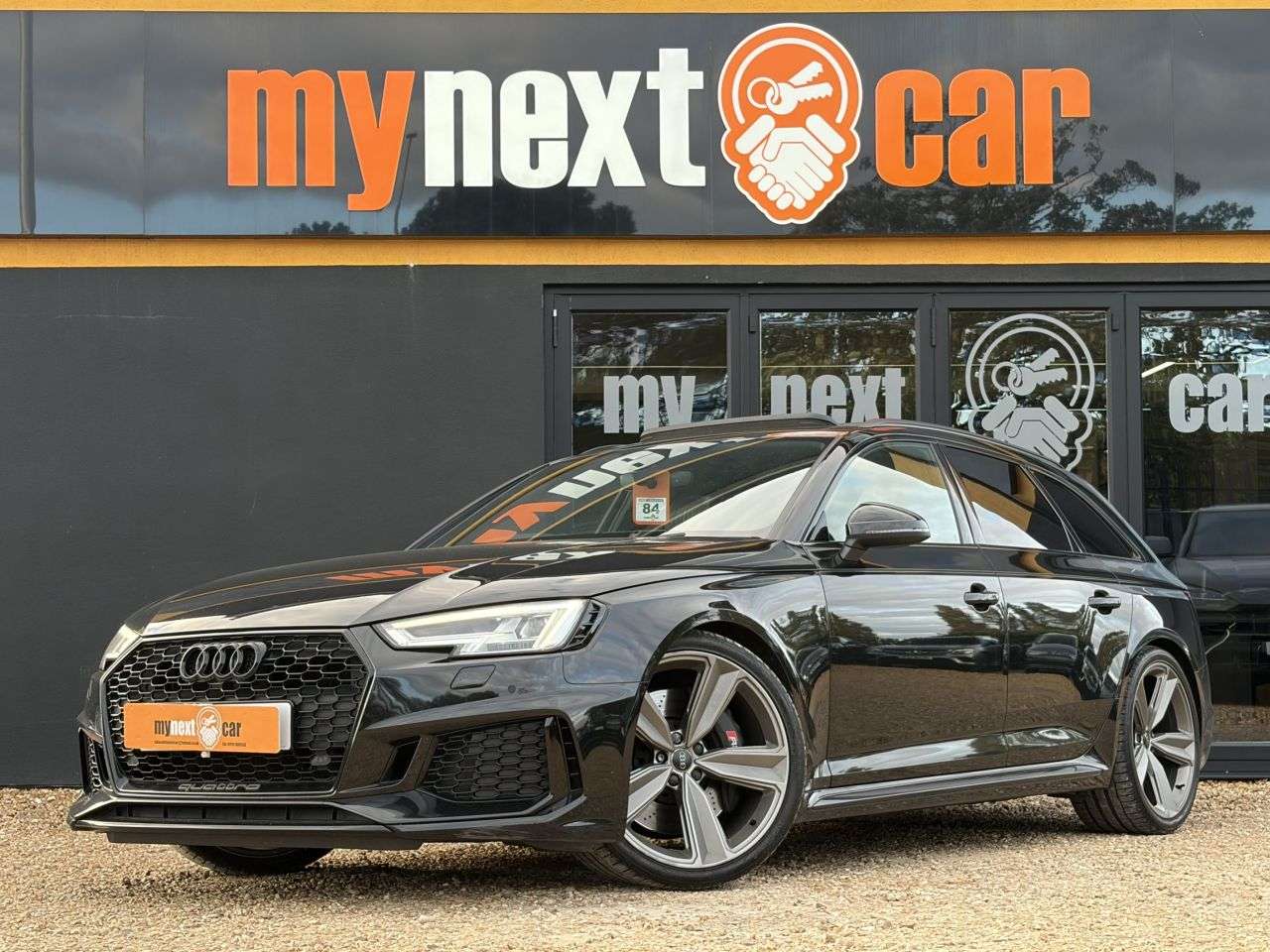 A 2019 AUDI RS4 AVANT 2.9 TFSI V6 Sport Edition Estate 5dr Petrol Tiptronic quattro Euro 6 (s/s) A 2019 AUDI RS4 AVANT 2.9 TFSI V6 Sport Edition Estate 5dr Petrol Tiptronic quattro Euro 6 (s/s)