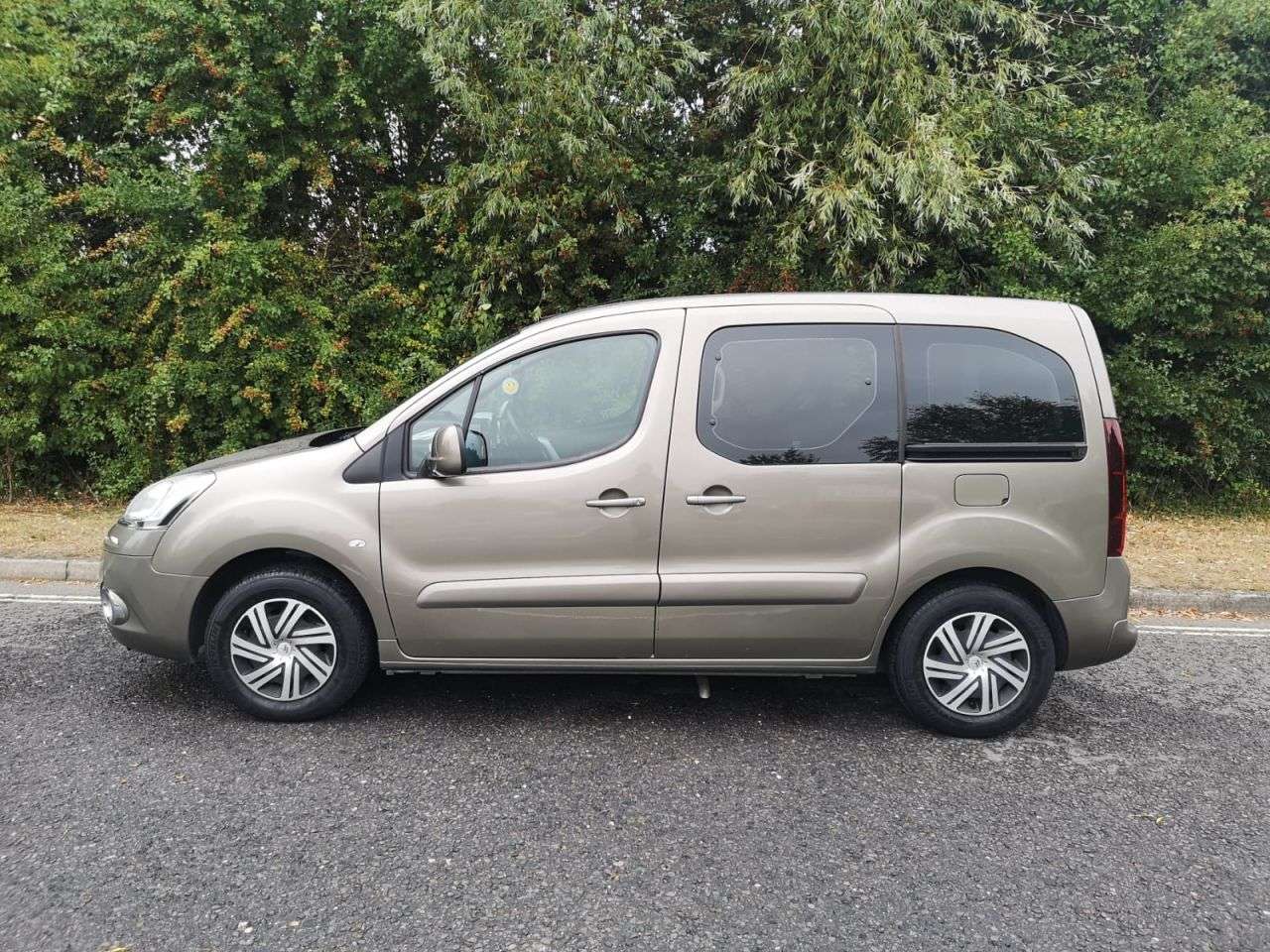 A 2015 CITROEN BERLINGO MULTISPACE 3 Seat Auto Wheelchair Accessible Disabled Access Vehicle WAV A 2015 CITROEN BERLINGO MULTISPACE 3 Seat Auto Wheelchair Accessible Disabled Access Vehicle WAV