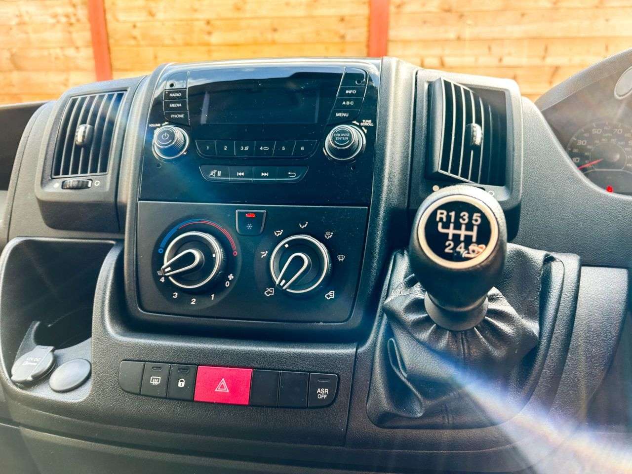 2015 PEUGEOT BOXER 2015 PEUGEOT BOXER