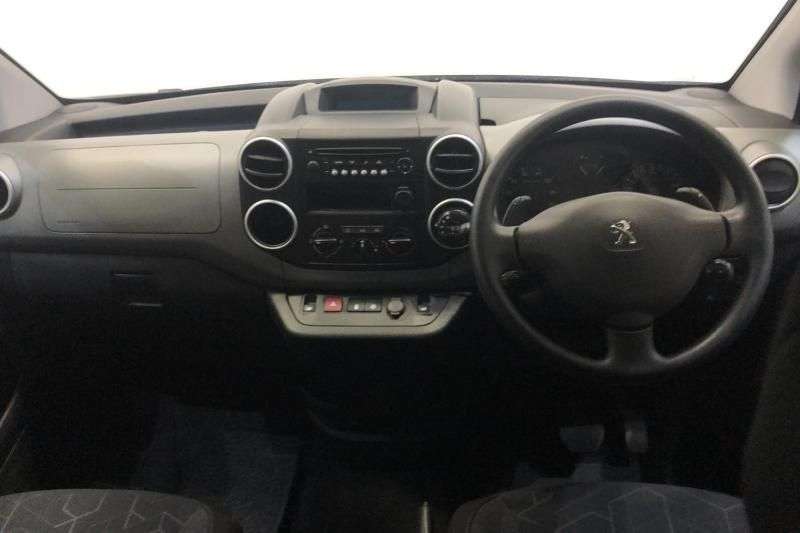 A 2017 PEUGEOT PARTNER TEPEE 3 Seat Auto Wheelchair Accessible Disabled Access Vehicle WAV A 2017 PEUGEOT PARTNER TEPEE 3 Seat Auto Wheelchair Accessible Disabled Access Vehicle WAV