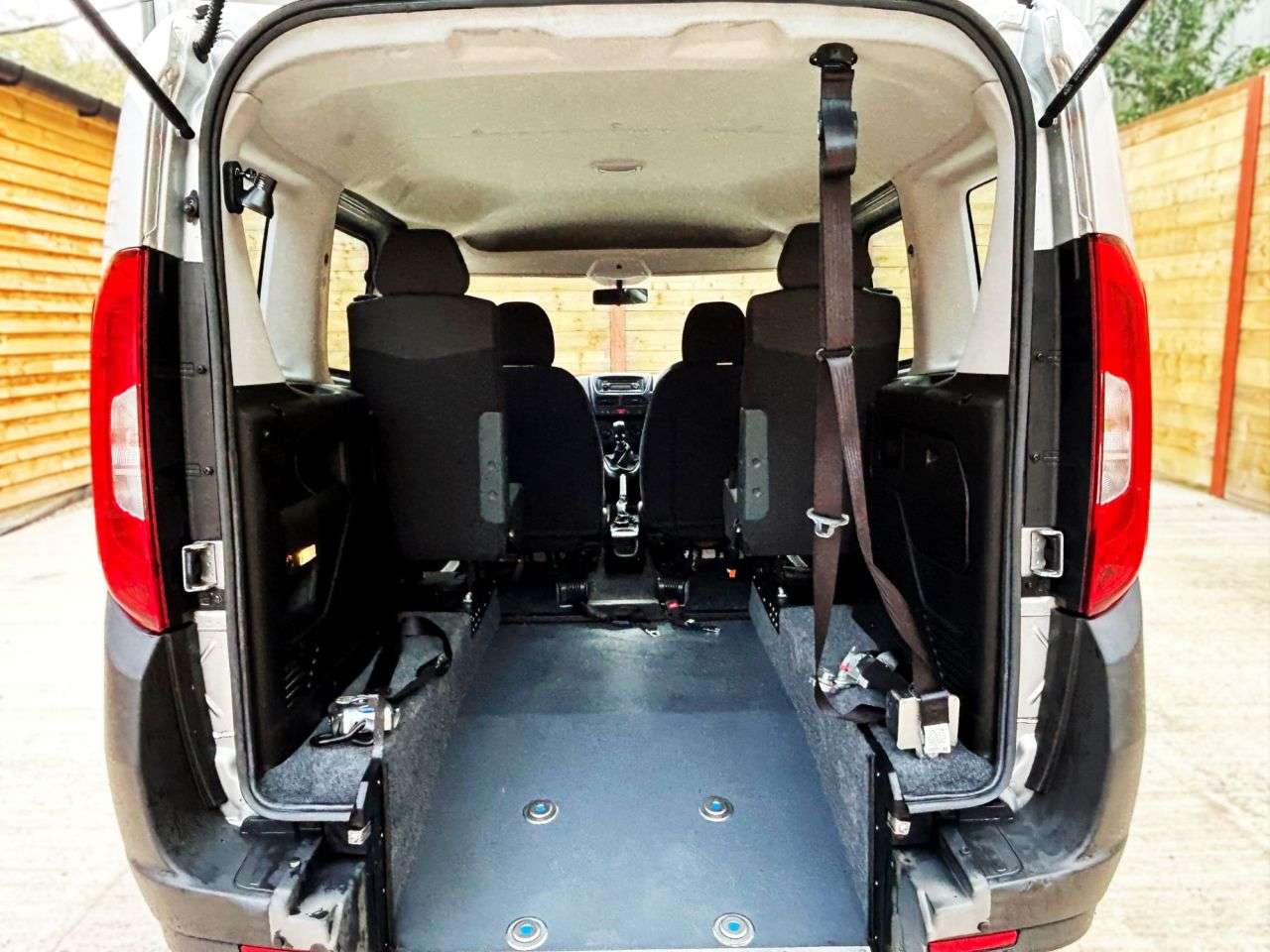 2016 FIAT DOBLO 2016 FIAT DOBLO