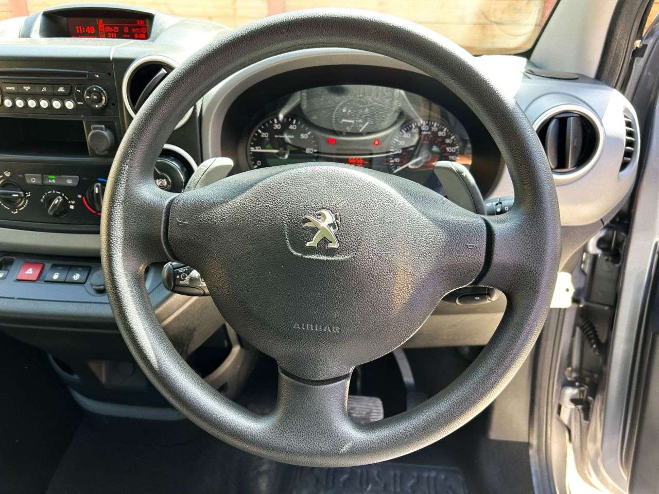 2017 PEUGEOT PARTNER TEPEE 2017 PEUGEOT PARTNER TEPEE