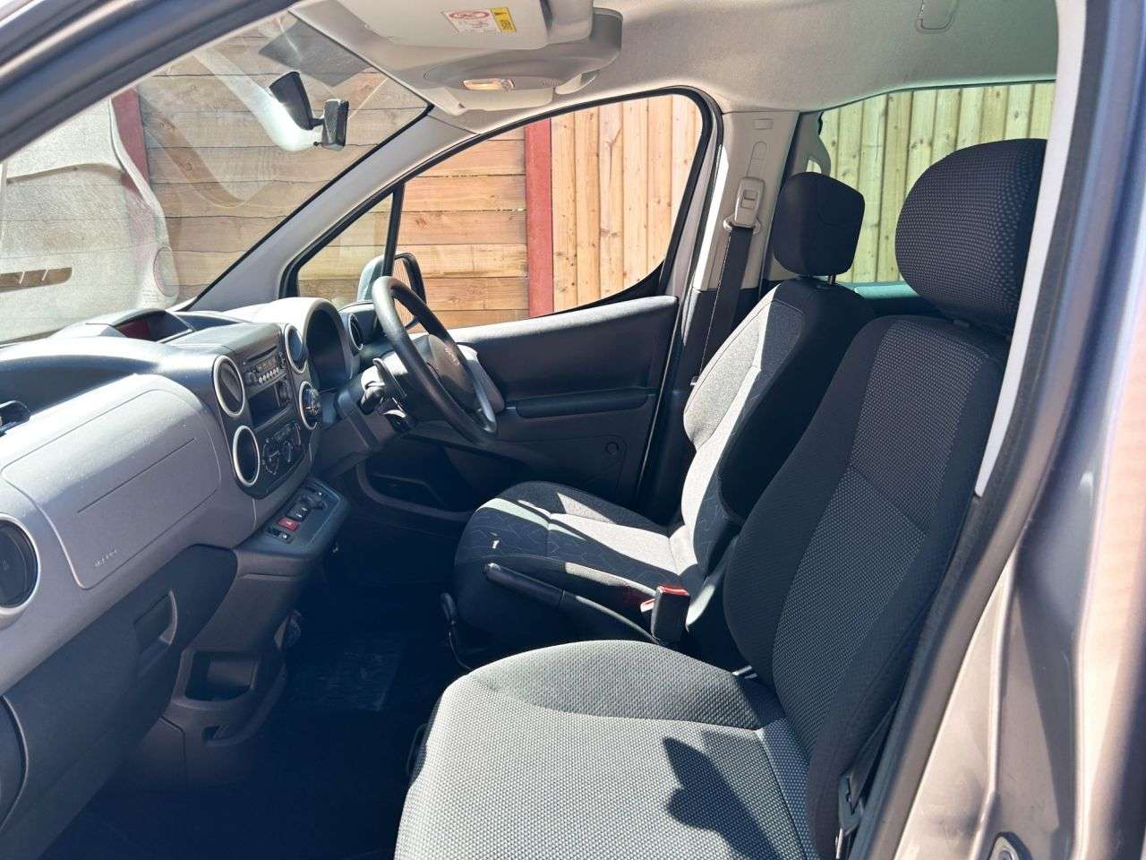 2017 PEUGEOT PARTNER TEPEE 2017 PEUGEOT PARTNER TEPEE