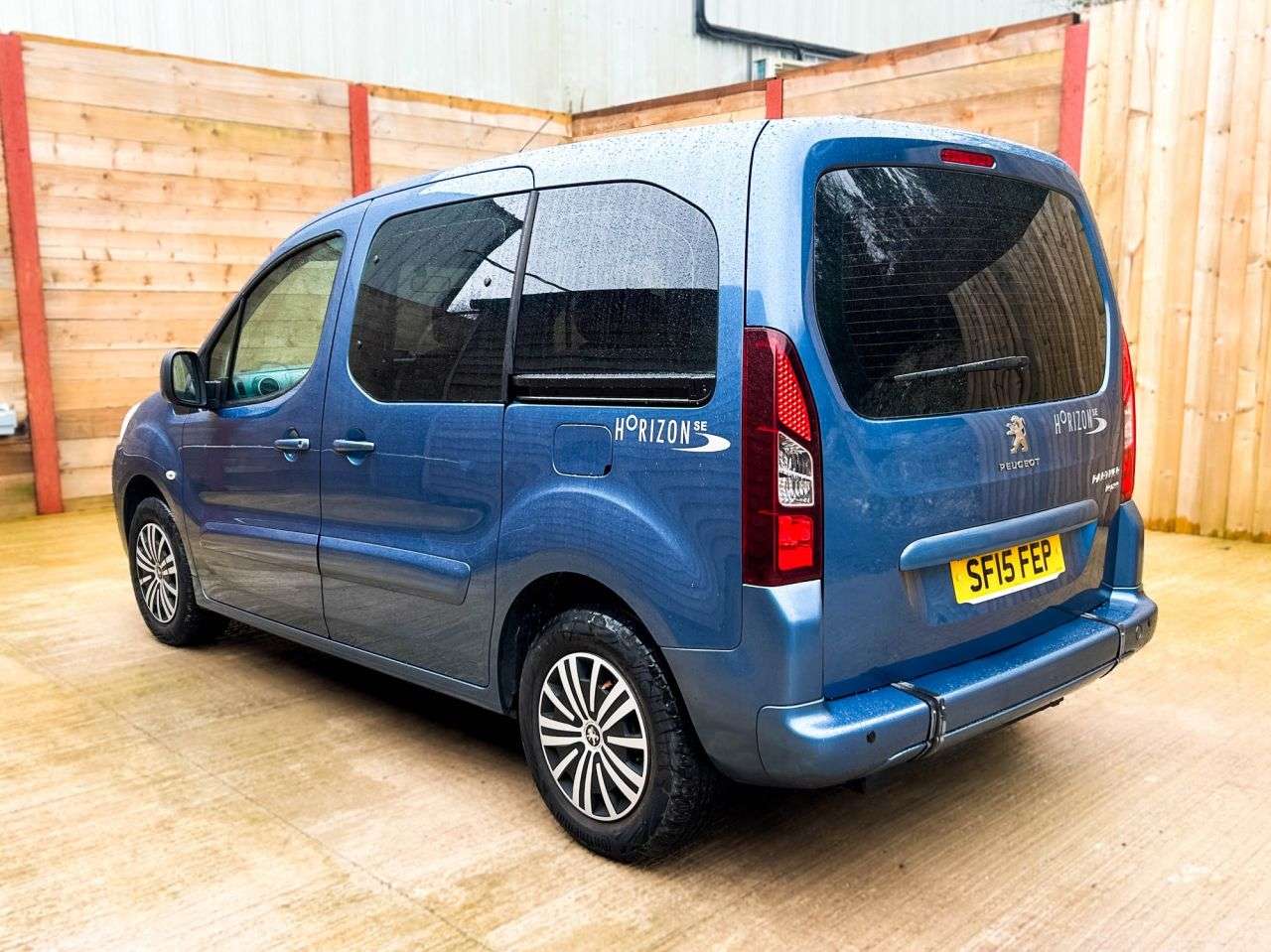 2015 PEUGEOT PARTNER TEPEE 2015 PEUGEOT PARTNER TEPEE