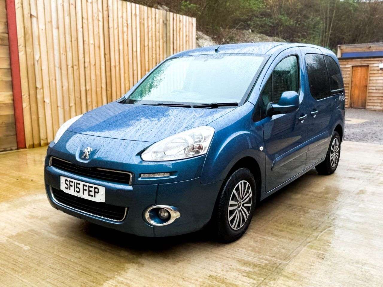 2015 PEUGEOT PARTNER TEPEE 2015 PEUGEOT PARTNER TEPEE