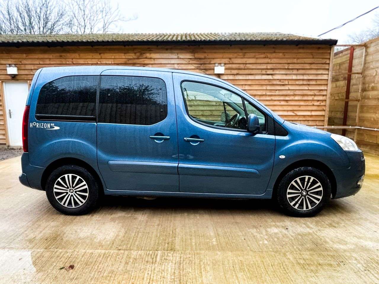 2015 PEUGEOT PARTNER TEPEE 2015 PEUGEOT PARTNER TEPEE