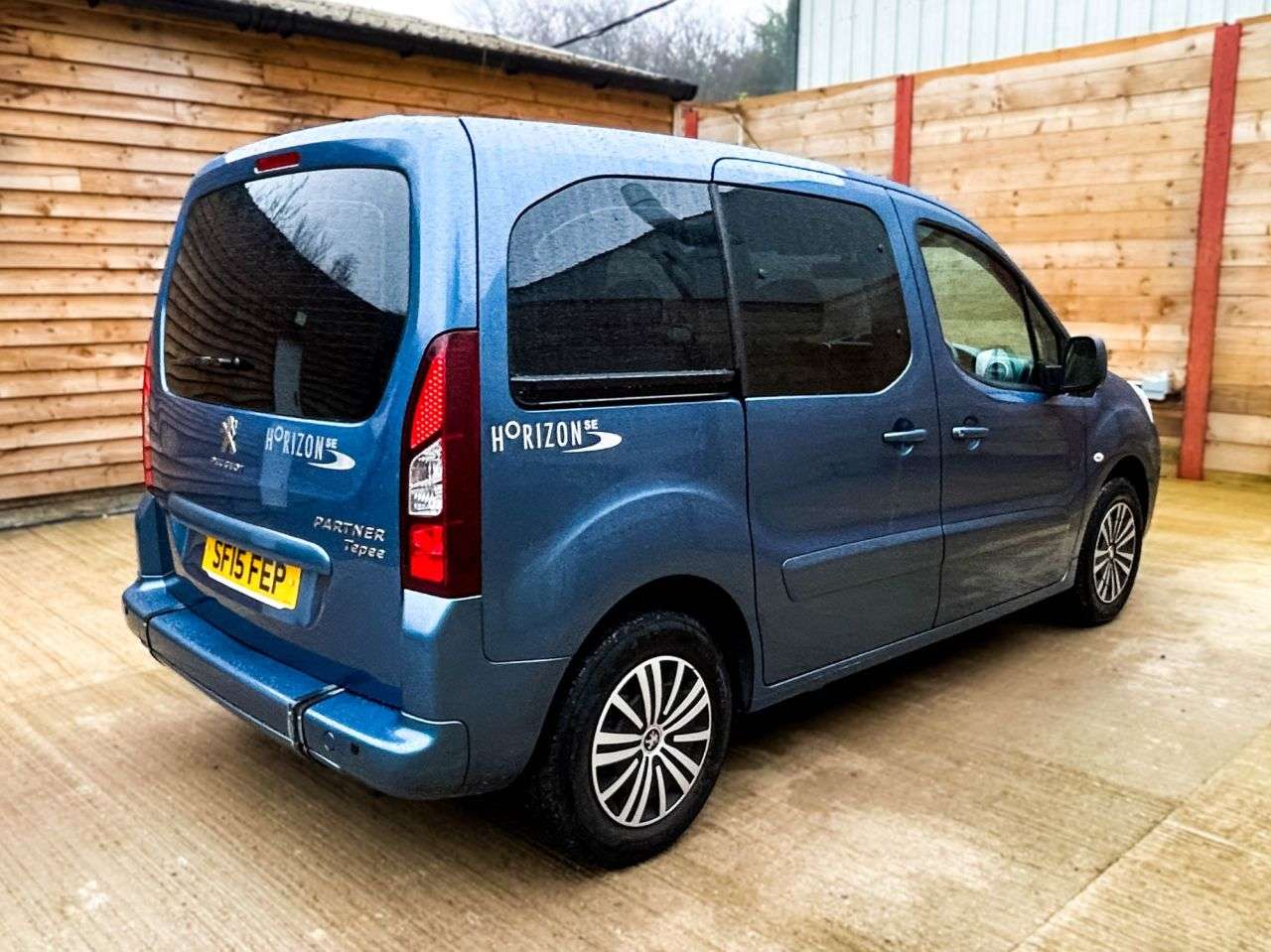 2015 PEUGEOT PARTNER TEPEE 2015 PEUGEOT PARTNER TEPEE