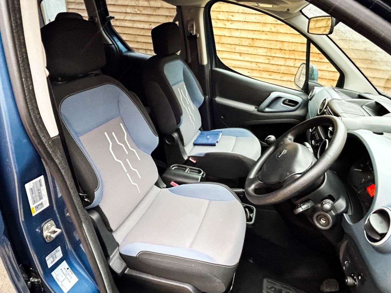 2015 PEUGEOT PARTNER TEPEE 2015 PEUGEOT PARTNER TEPEE
